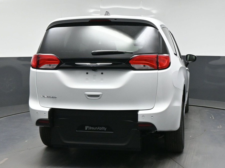 New 2026 Chrysler Voyager LX - BraunAbility Rear Entry Fold Out Manual Ramp