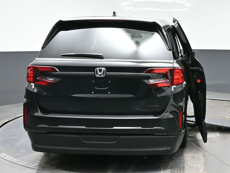 New 2026 Honda Odyssey Sport - BraunAbility Side Entry Entry In Floor Automatic Ramp