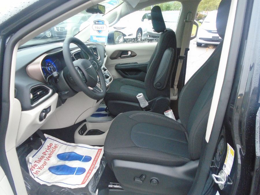 2022 CHRYSLER VOYAGER - Image 10