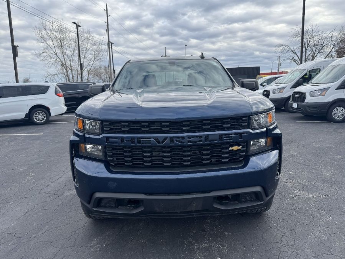 Blue Chevrolet Silverado 1500 image number 9