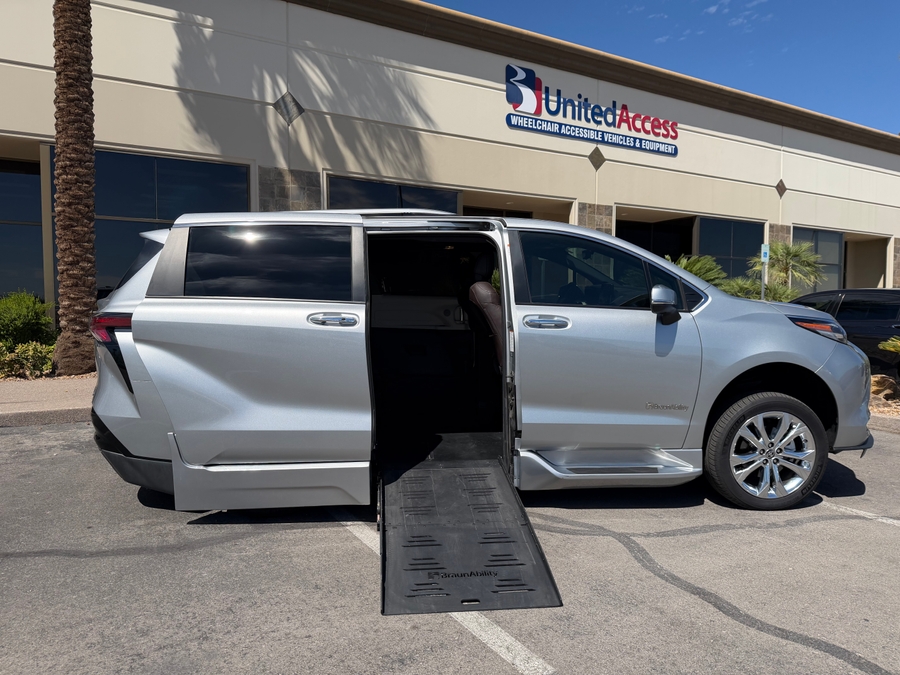 Used 2024 Toyota Sienna Hybrid Platinum - BraunAbility Side Entry Fold Out Automatic Ramp