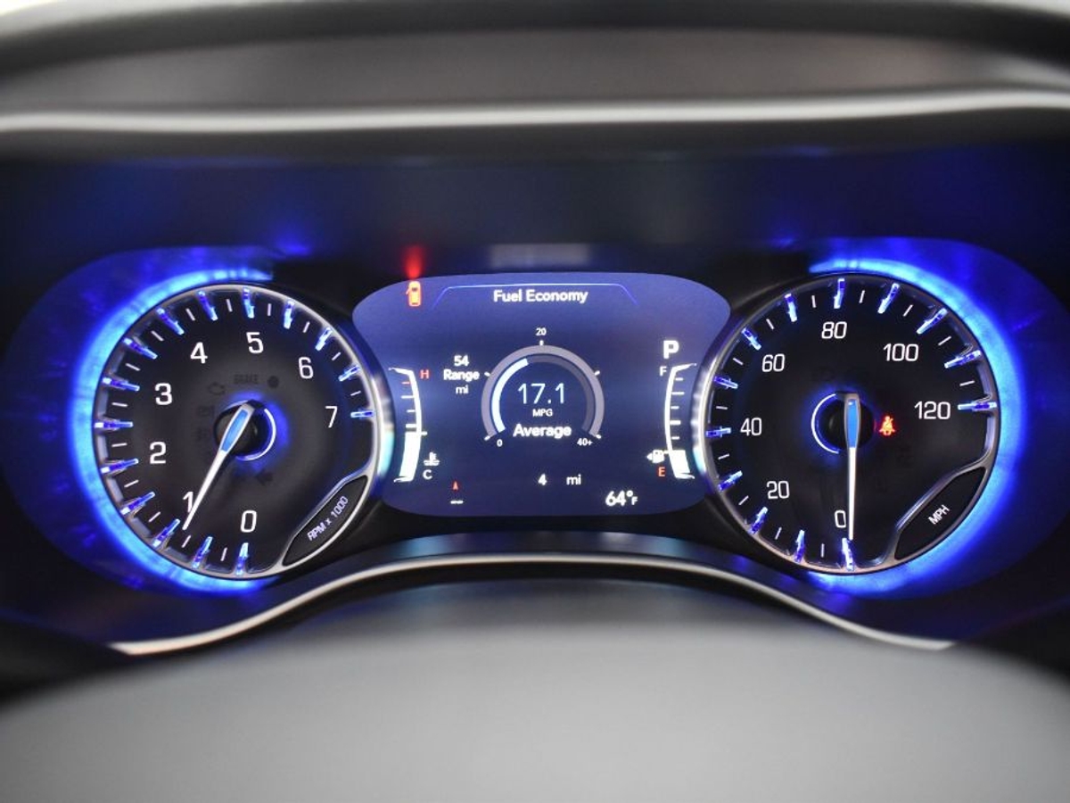 2025 CHRYSLER PACIFICA - Image 16