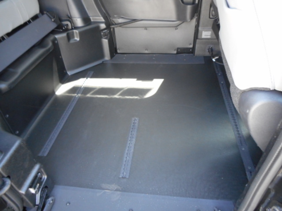 Black Toyota Sienna image number 10
