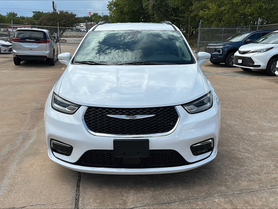 Used 2022 Chrysler Pacifica Touring L - Driverge   Ramp