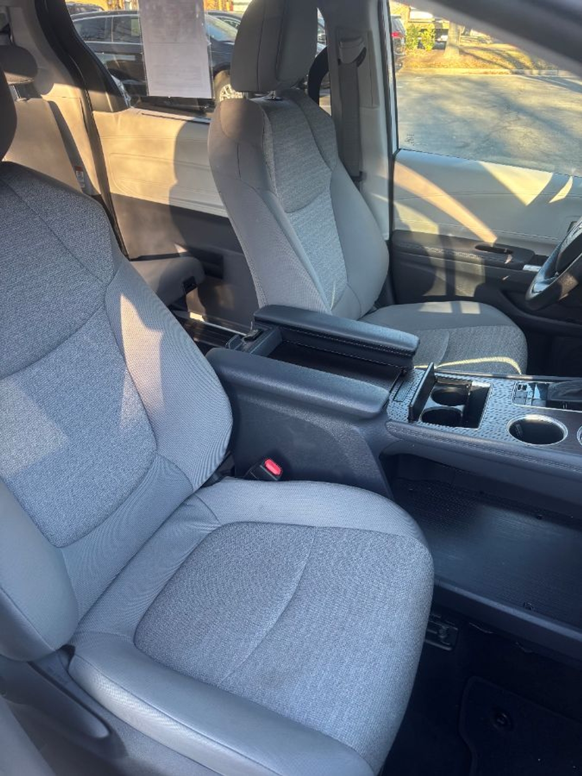 2024 TOYOTA SIENNA - Image 5