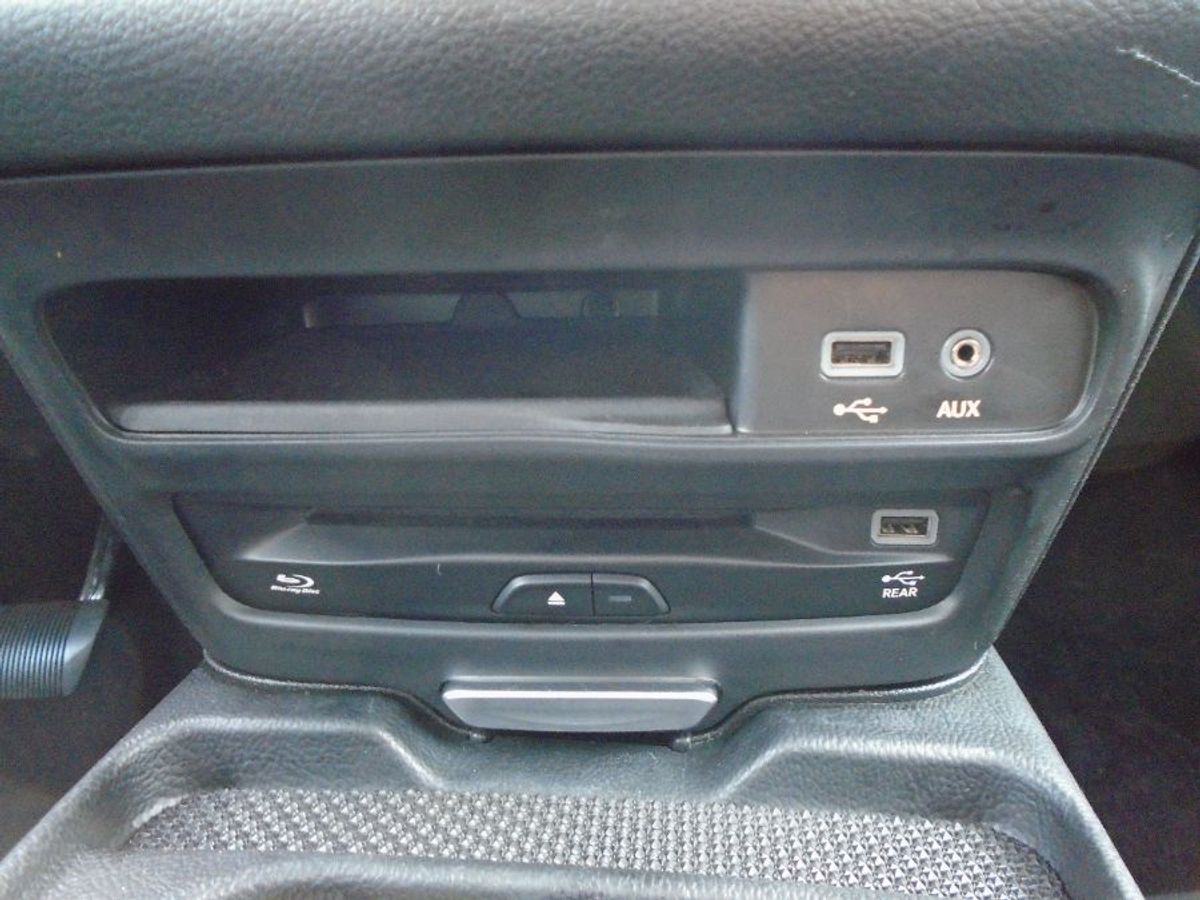 2019 CHRYSLER PACIFICA - Image 4