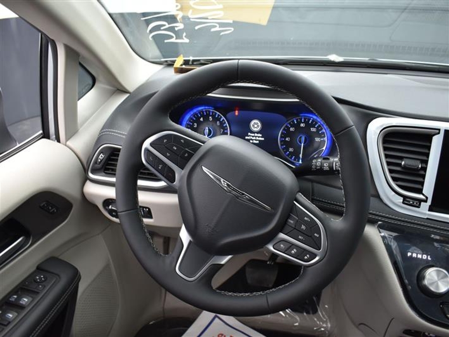 Used 2024 Chrysler Voyager LX - BraunAbility Side Entry Entry Fold Out Automatic Ramp