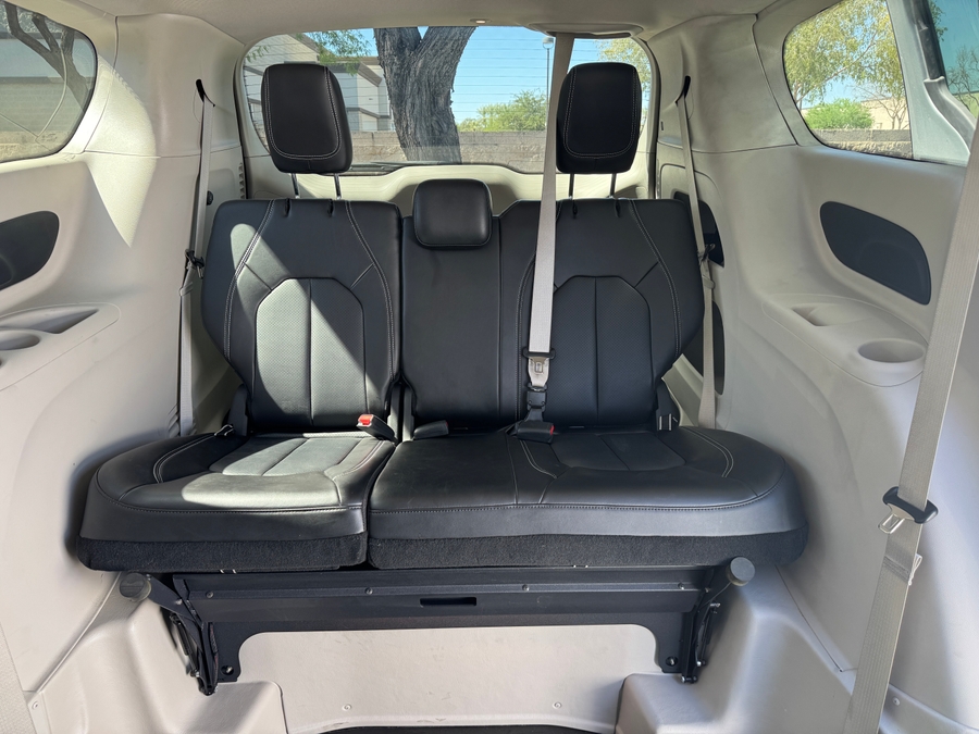 Used 2023 Chrysler Pacifica Touring L - BraunAbility Side Entry Fold Out Automatic Ramp