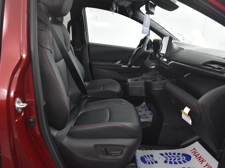 New 2025 Toyota Sienna Hybrid XSE Sport - BraunAbility Side Entry Entry In Floor Automatic Ramp