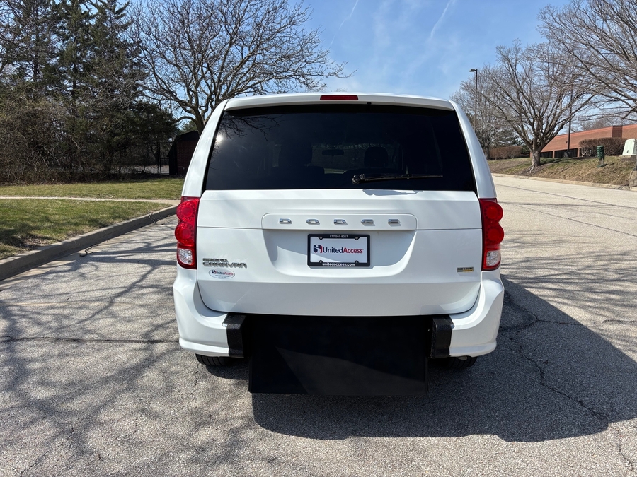 Used 2016 Dodge Grand Caravan SE - OTH Rear Entry Entry Fold Out Manual Ramp