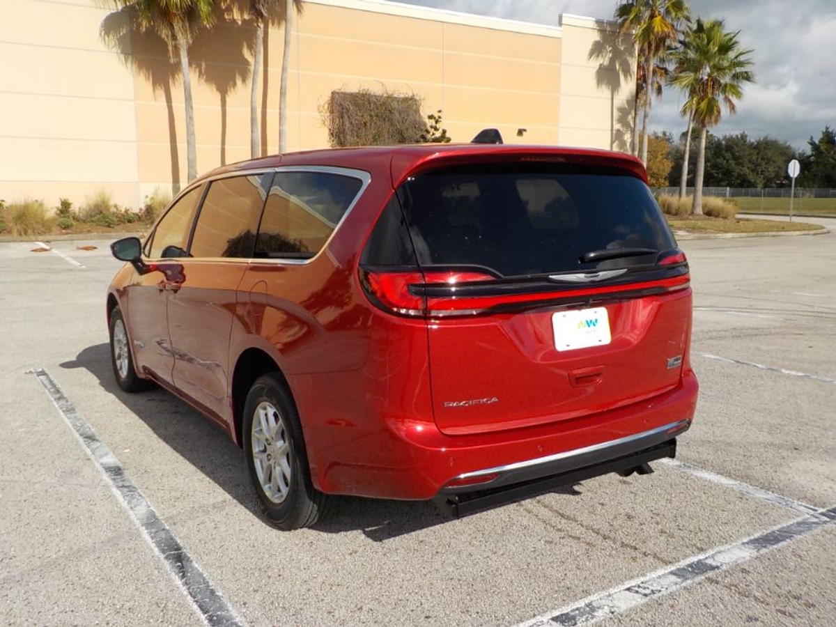 Red Chrysler Pacifica image number 5