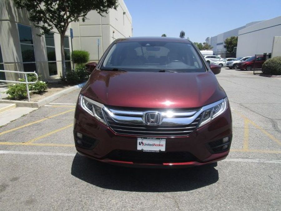 Used 2018 Honda Odyssey EX-L - BraunAbility Side Entry Entry In Floor Automatic Ramp
