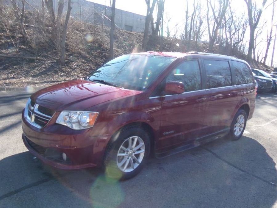 Red Dodge Grand Caravan image number 2