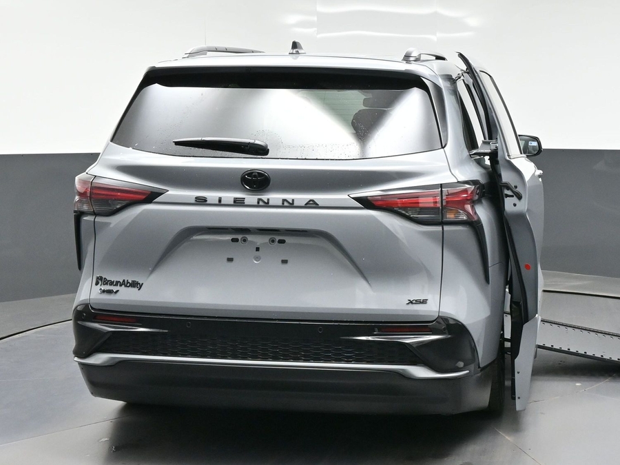 New 2026 Toyota Sienna Hybrid XSE Sport - BraunAbility Side Entry In Floor Automatic Ramp