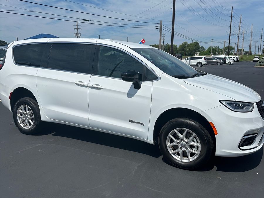 Used 2024 Chrysler Pacifica Touring - BraunAbility Rear Entry Entry Fold Out Manual Ramp