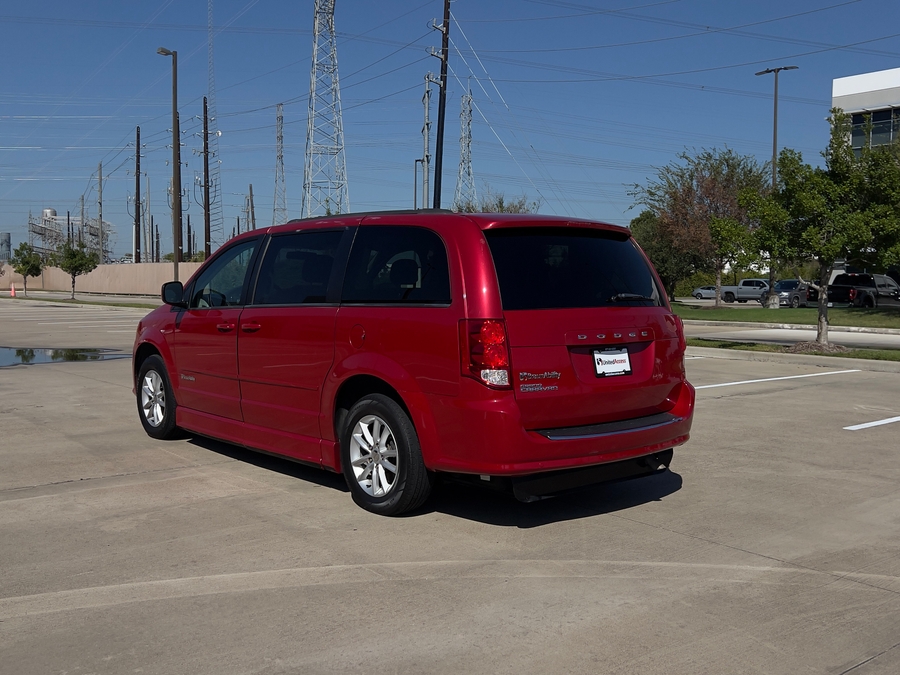 Used 2013 Dodge Grand Caravan SE - BraunAbility Side Entry Entry Fold Out Automatic Ramp