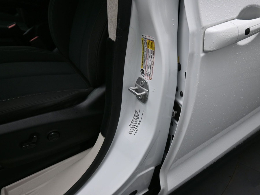 Used 2022 Chrysler Voyager LX - BraunAbility Side Entry Entry Fold Out Manual Ramp