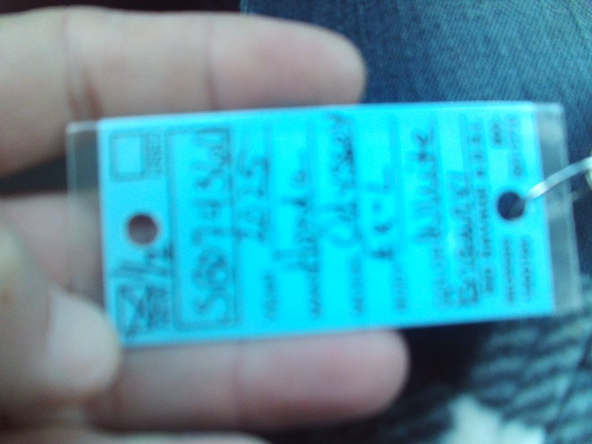 White Honda Odyssey image number 29