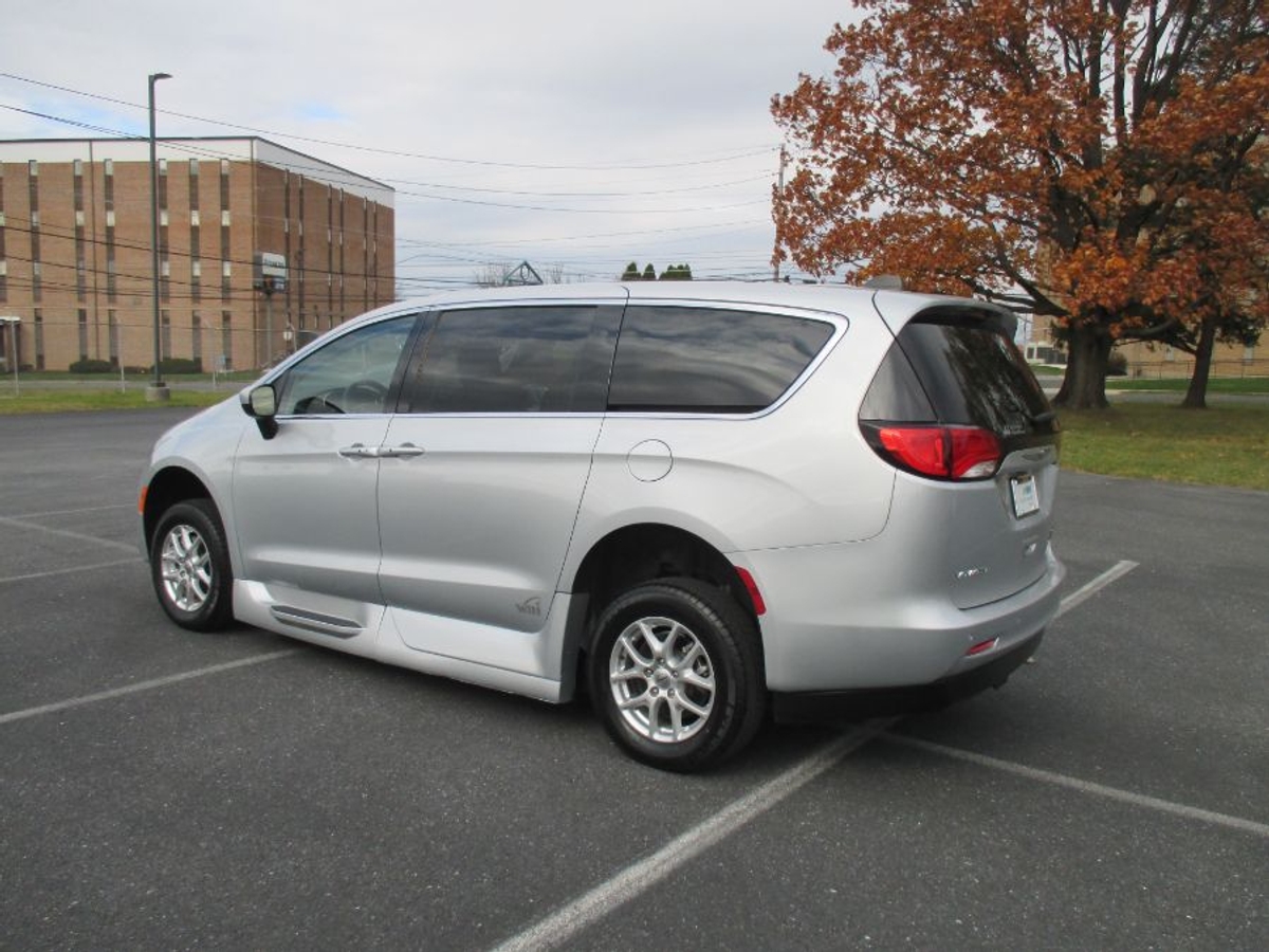 2022 CHRYSLER VOYAGER - Image 4