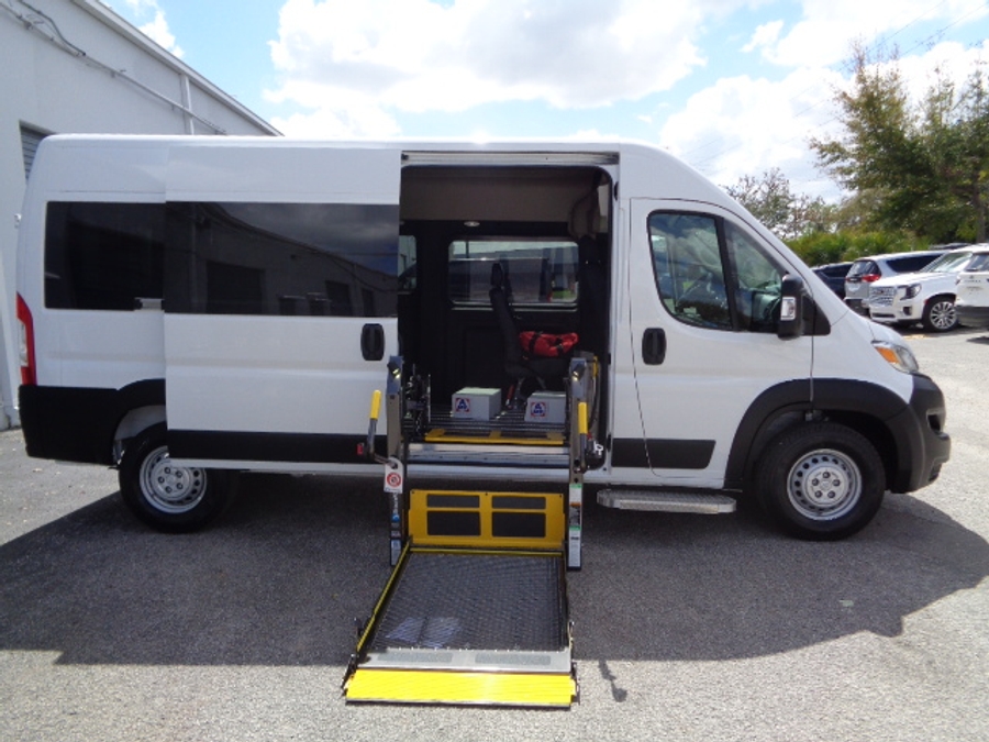 New 2025 RAM PROMASTER  - Fenton Mobility Commercial Side Entry Entry Lift Automatic Ramp
