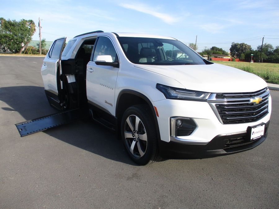 Used 2022 Chevrolet Traverse LT Leather - BraunAbility Side Entry Entry In Floor Automatic Ramp