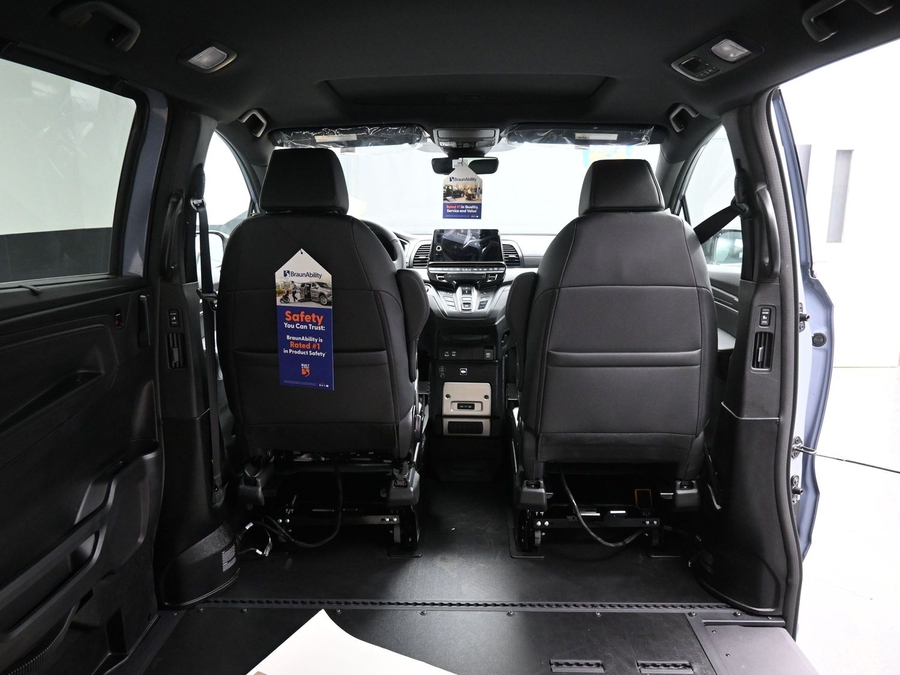 New 2026 Honda Odyssey Sport - BraunAbility Side Entry Entry In Floor Automatic Ramp