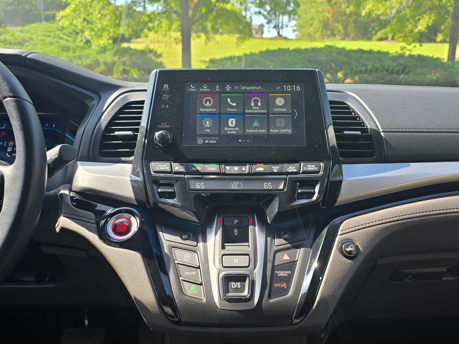 2022 Honda Odyssey Touring - Photo 11