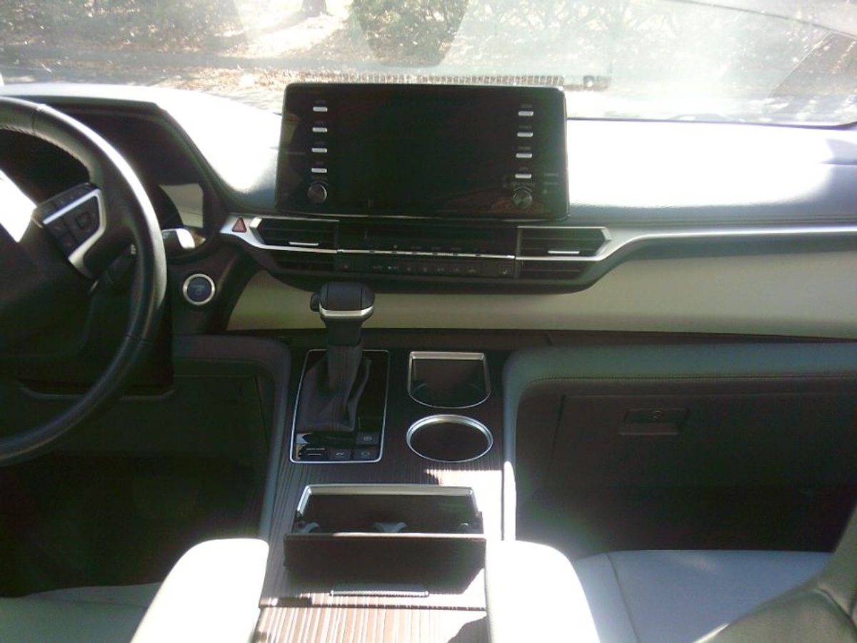 2024 TOYOTA SIENNA - Image 12