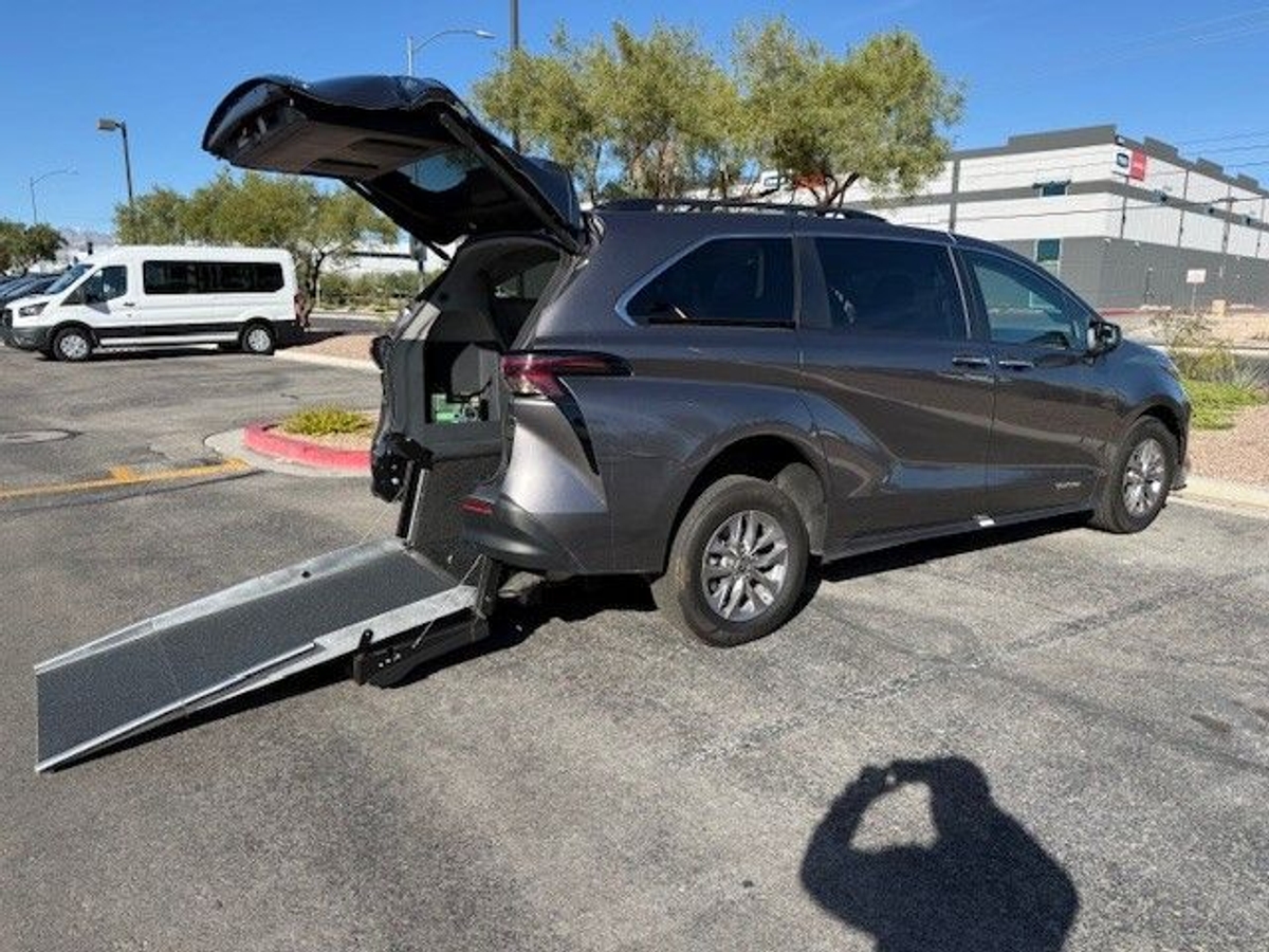 Grey Toyota Sienna with Rear Entry Manual Fold Out ramp