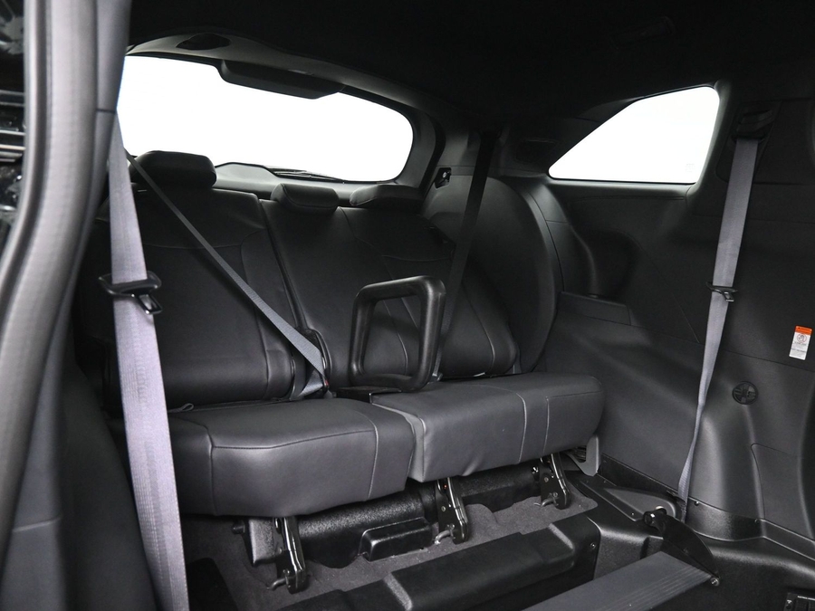 New 2025 Toyota Sienna Hybrid XSE Sport - BraunAbility Side Entry Entry In Floor Automatic Ramp