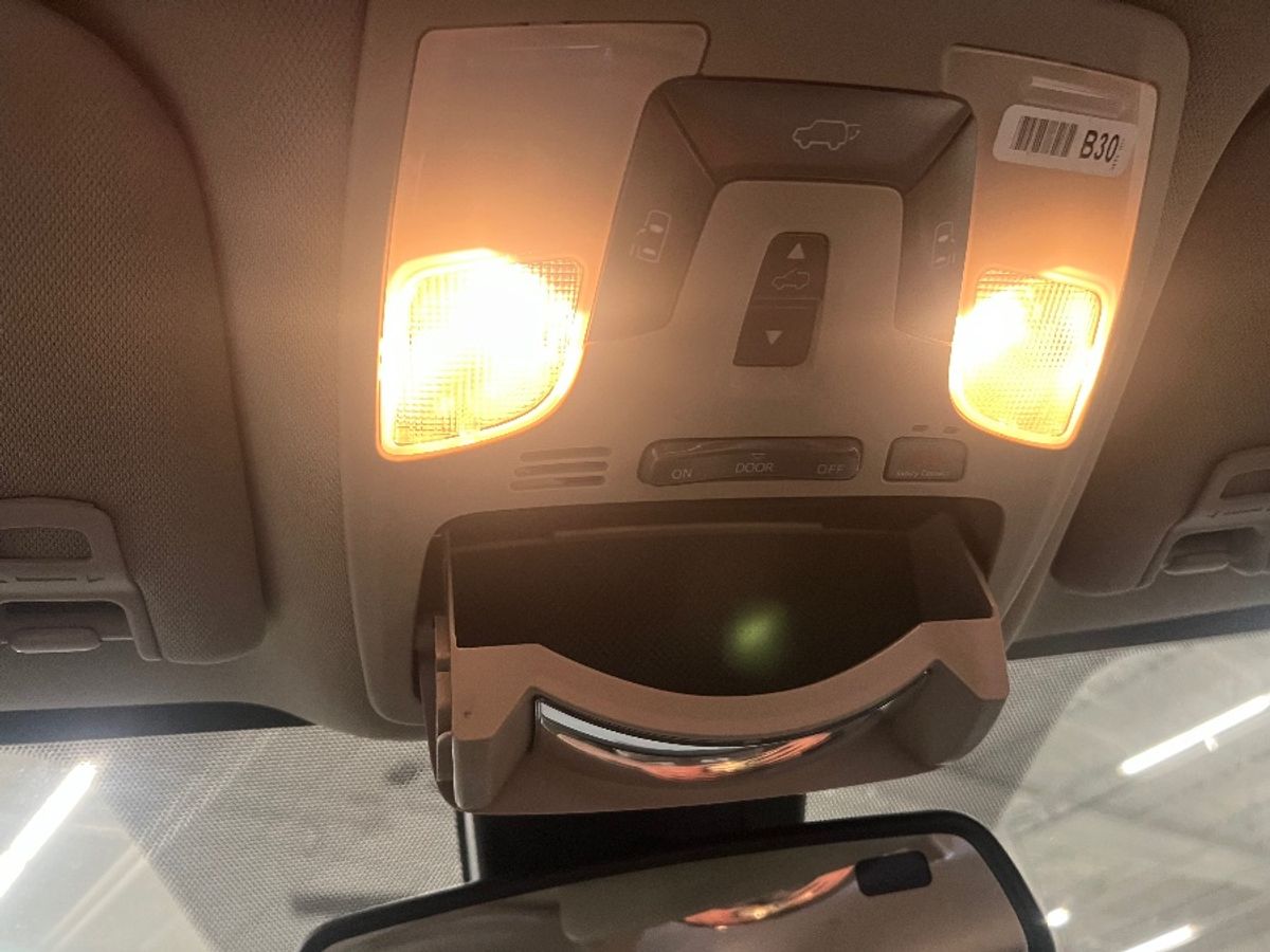 2019 TOYOTA SIENNA - Image 14