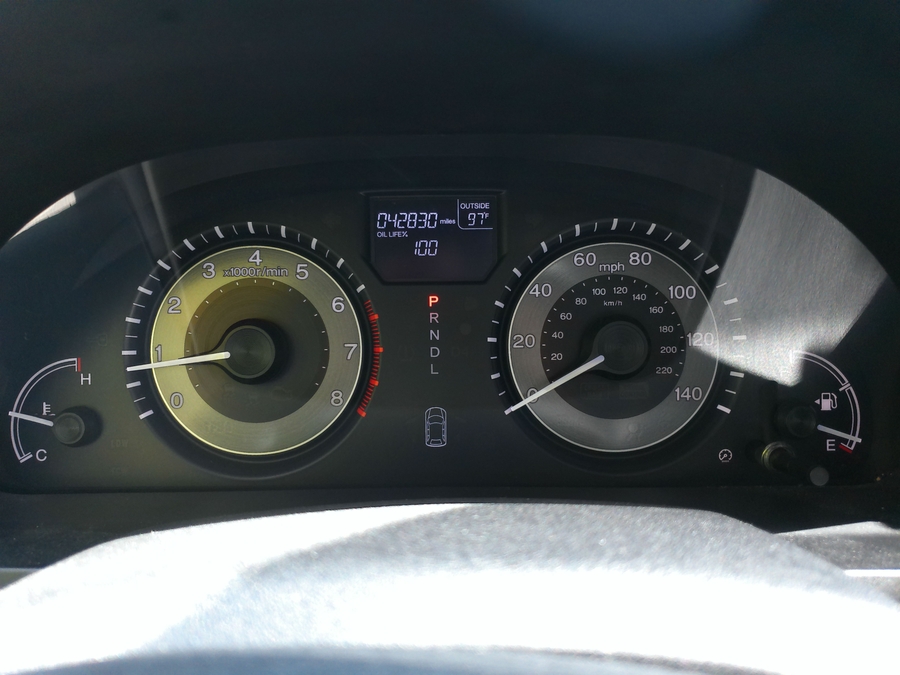Grey Honda Odyssey image number 3