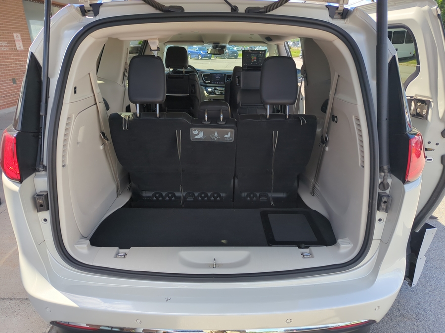 Used 2020 Chrysler Pacifica Touring L Plus - BraunAbility Side Entry In Floor Automatic Ramp