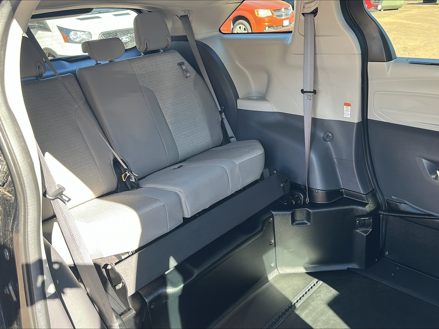 Used 2024 Toyota Sienna Hybrid LE - BraunAbility Side Entry Fold Out Automatic Ramp