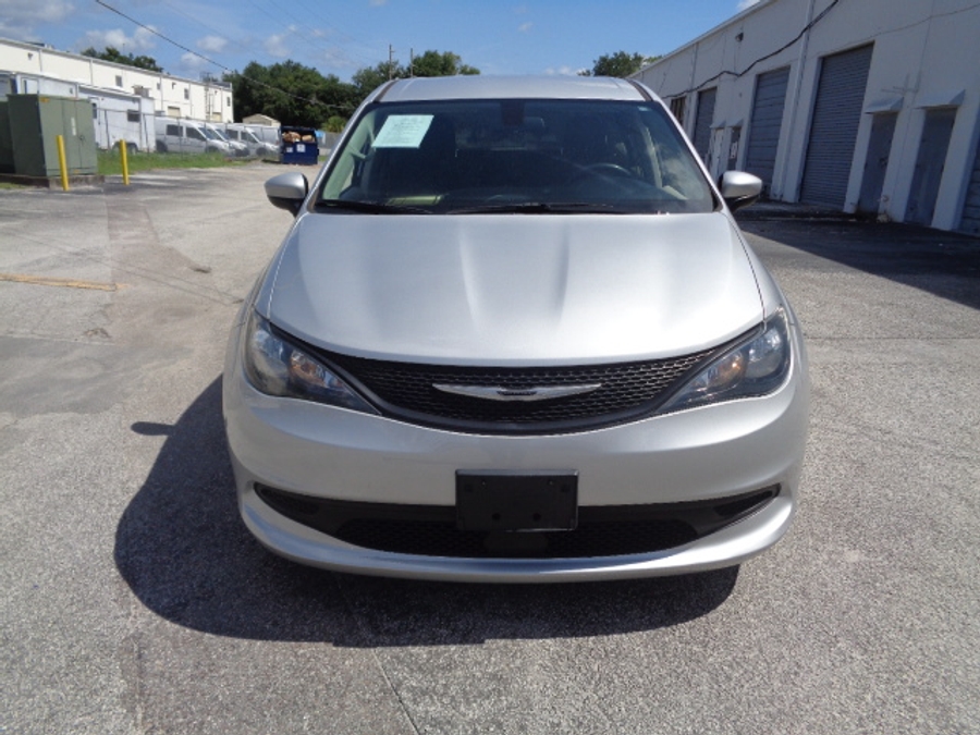 Used 2022 Chrysler Voyager LX - ATS Rear Entry Fold Out Manual Ramp