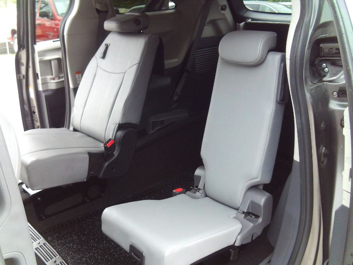 2024 TOYOTA SIENNA - Image 18