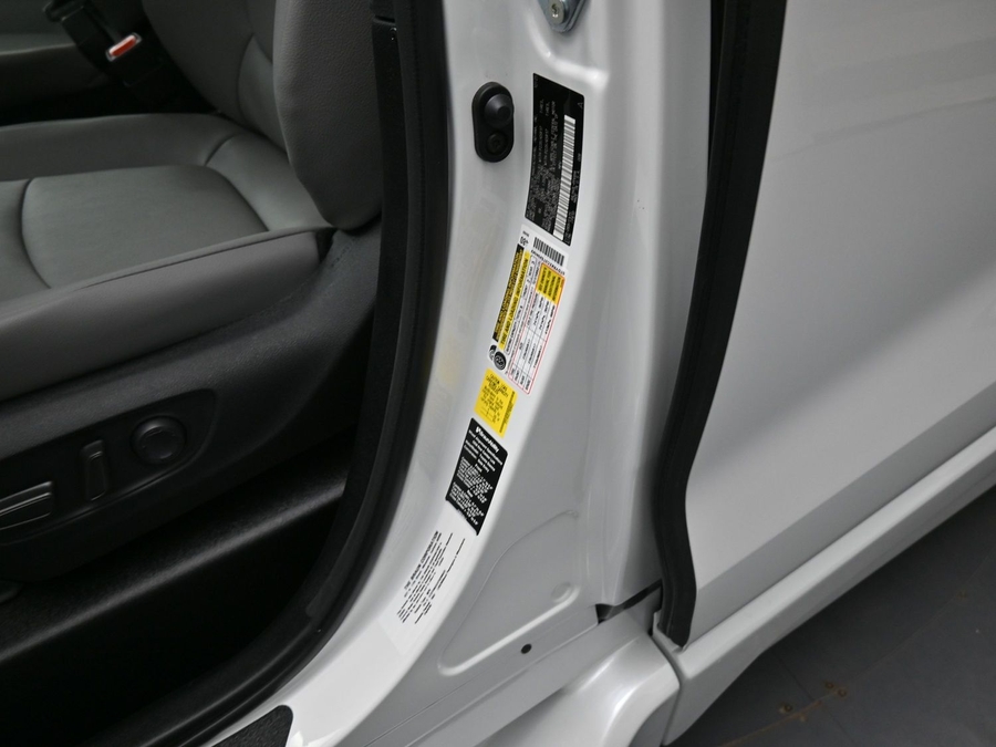 New 2026 Toyota Sienna Hybrid XLE Base - BraunAbility Side Entry Entry Fold Out Automatic Ramp