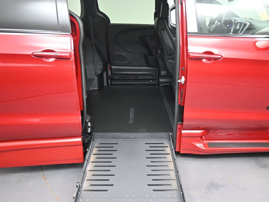Red Chrysler Pacifica image number 10