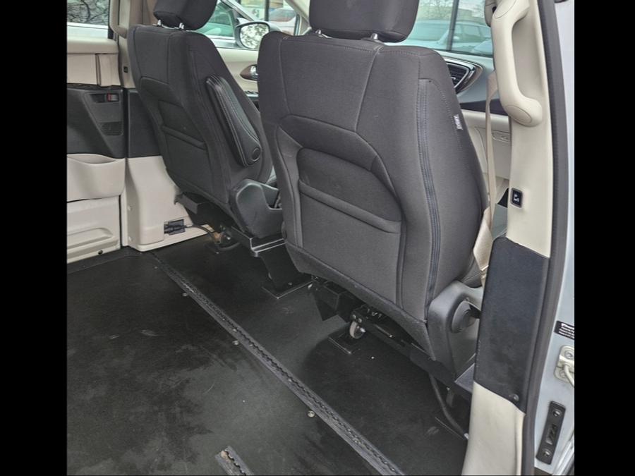 Used 2022 Chrysler Voyager LX Base - BraunAbility Side Entry Entry In Floor Automatic Ramp
