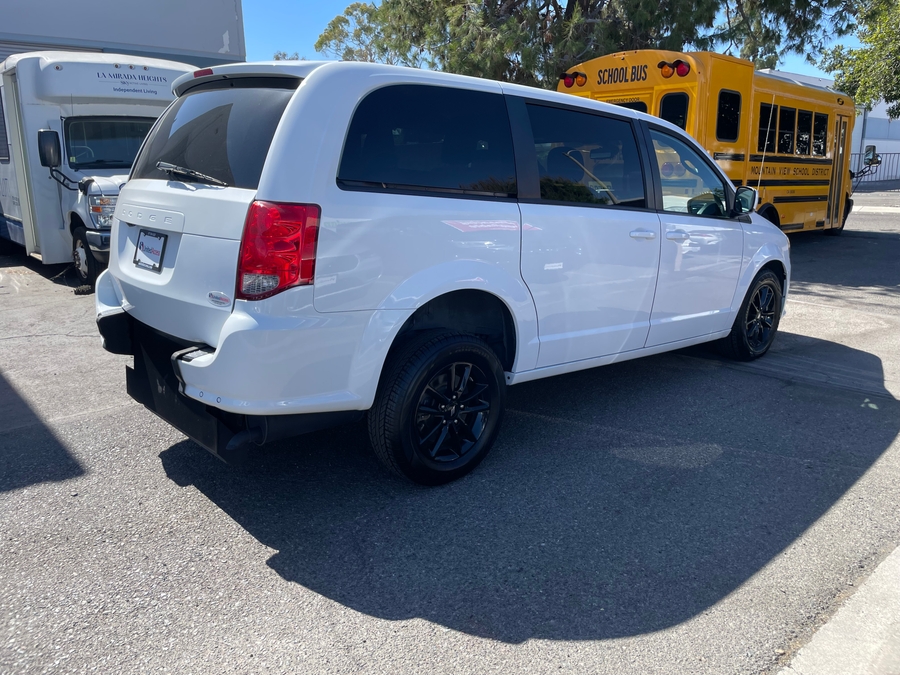 Used 2019 Dodge Grand Caravan SXT - VMI Side Entry Fold Out Manual Ramp