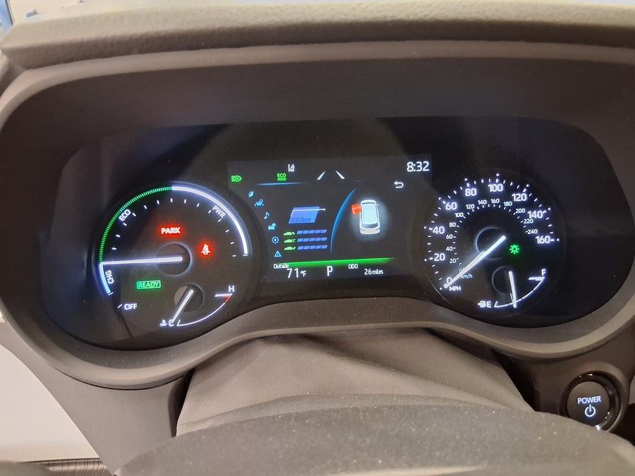 Black Toyota Sienna image number 24