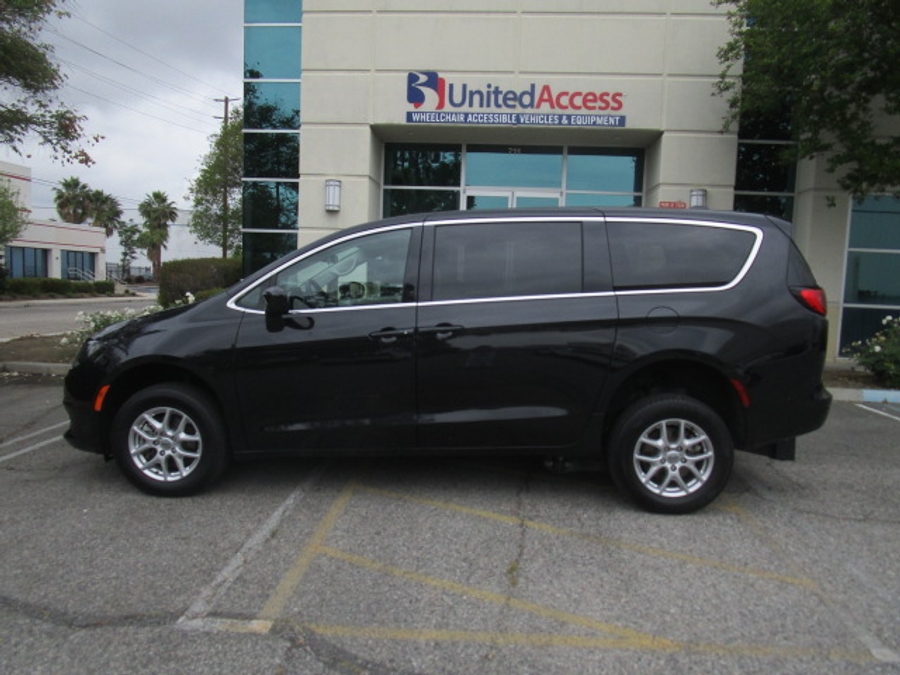 Used 2022 Chrysler Voyager LX - FR Conversions Rear Entry Entry Fold Out Manual Ramp