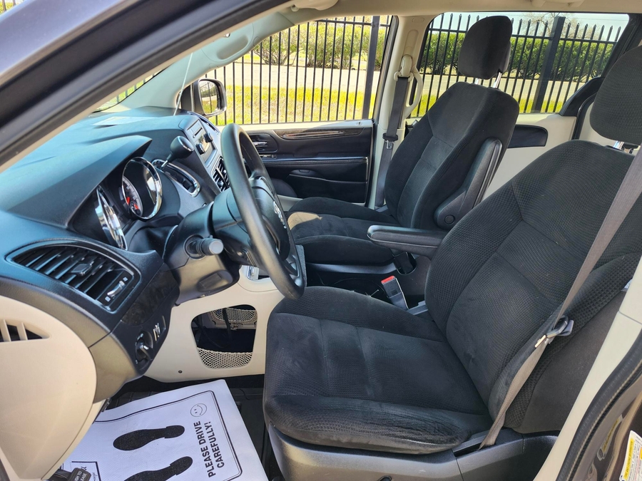 Used 2015 Dodge Grand Caravan SXT FRONT PASS TRANSFER SEAT - BraunAbility Rear Entry Entry Fold Out Automatic Ramp