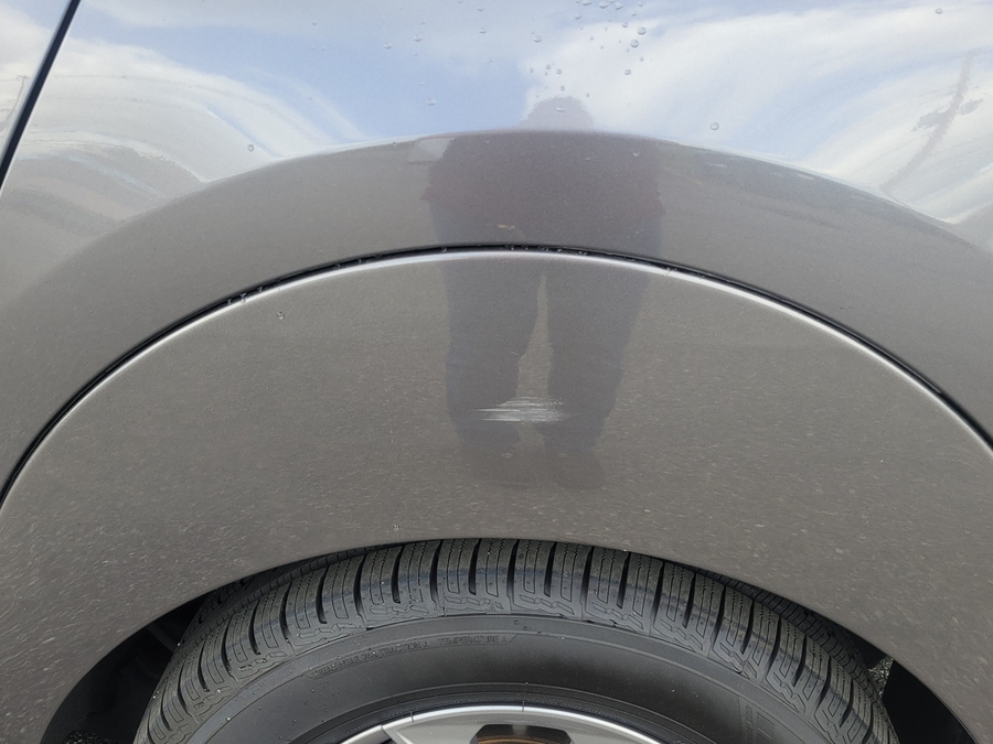 Grey Toyota Sienna image number 11