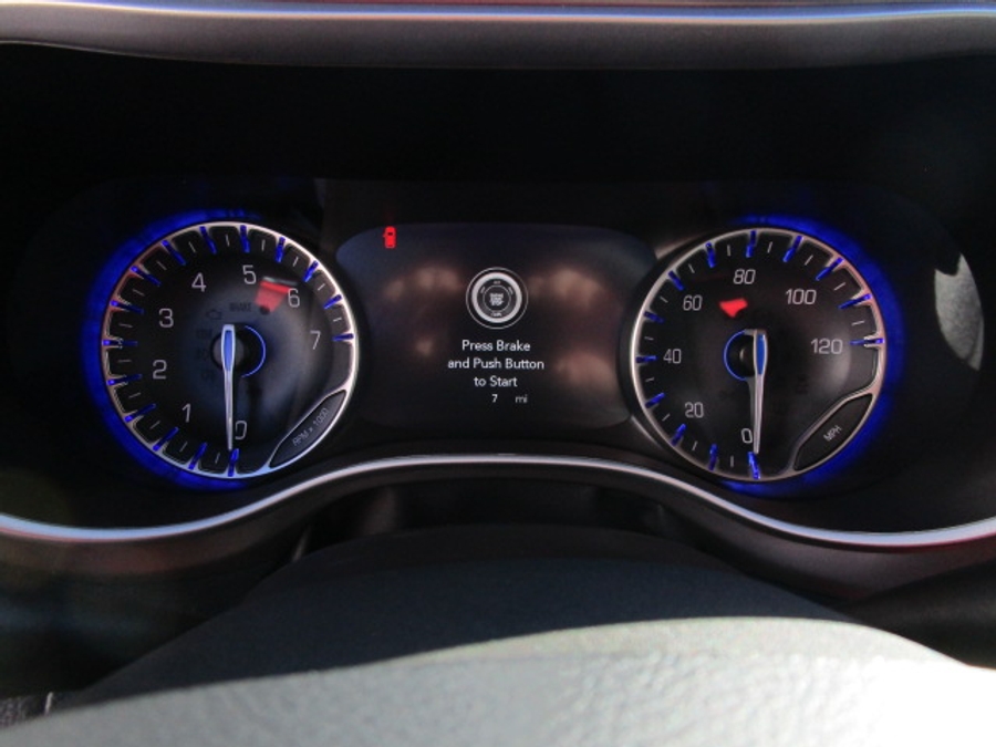 New 2025 Chrysler Pacifica Select Safety - BraunAbility Side Entry Entry Fold Out Automatic Ramp