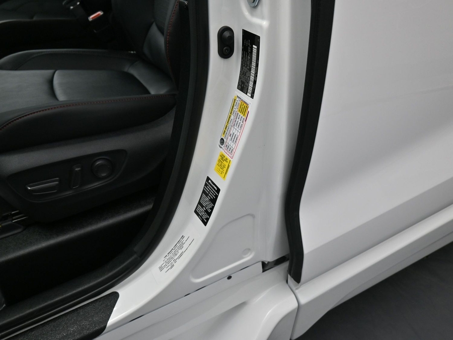 New 2026 Toyota Sienna Hybrid XSE Sport - BraunAbility Side Entry Entry Fold Out Automatic Ramp