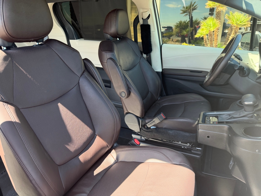 Used 2024 Toyota Sienna Hybrid Platinum - BraunAbility Side Entry Fold Out Automatic Ramp