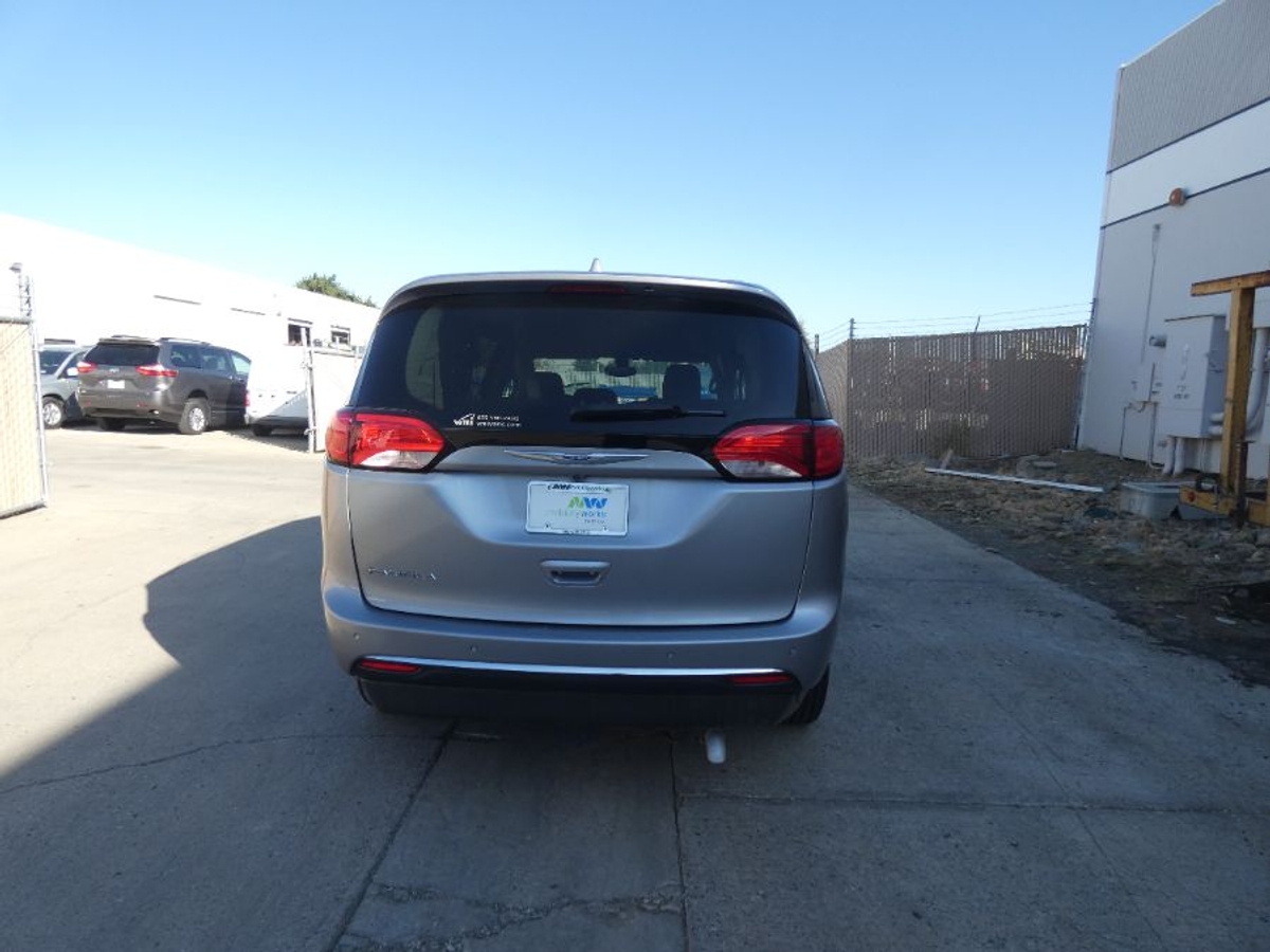 2020 CHRYSLER PACIFICA - Image 4