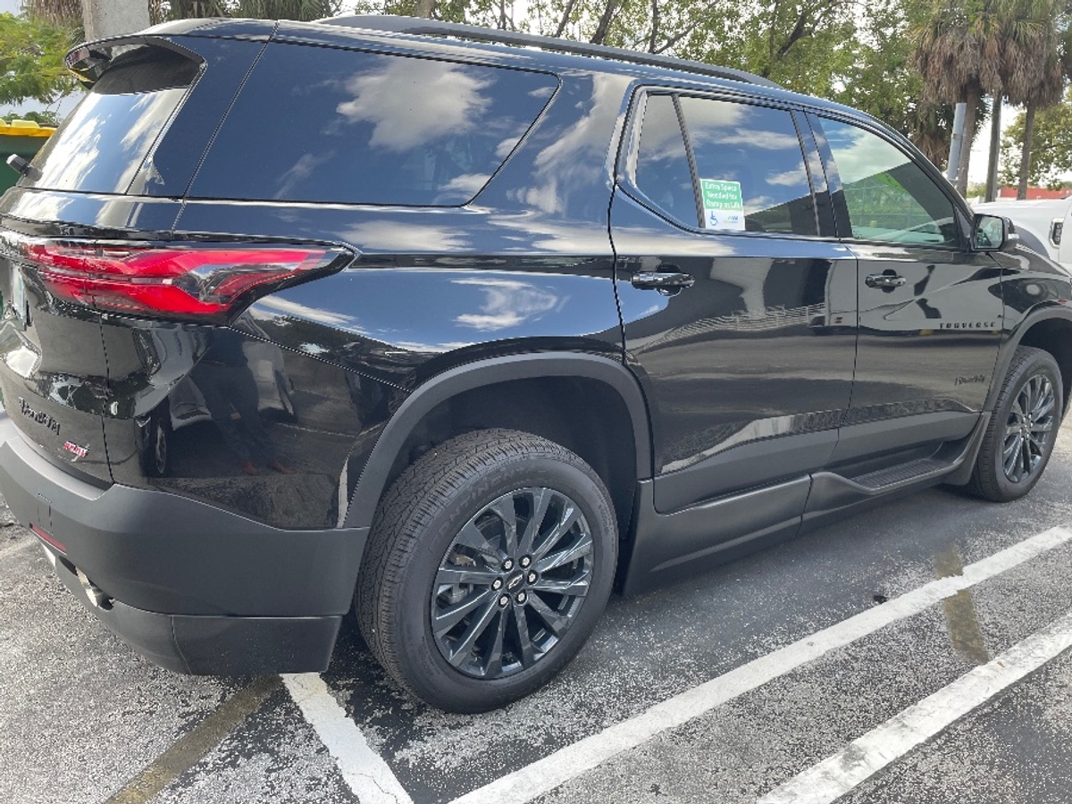 2023 CHEVROLET TRAVERSE - Image 6