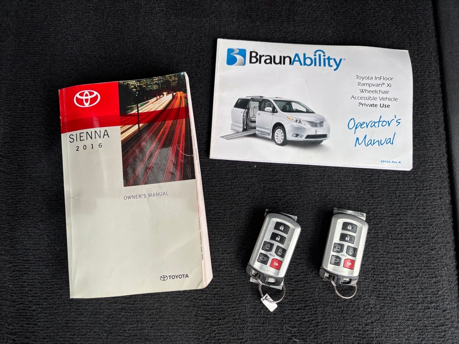 Used 2016 Toyota Sienna SE - BraunAbility Side Entry In Floor Automatic Ramp